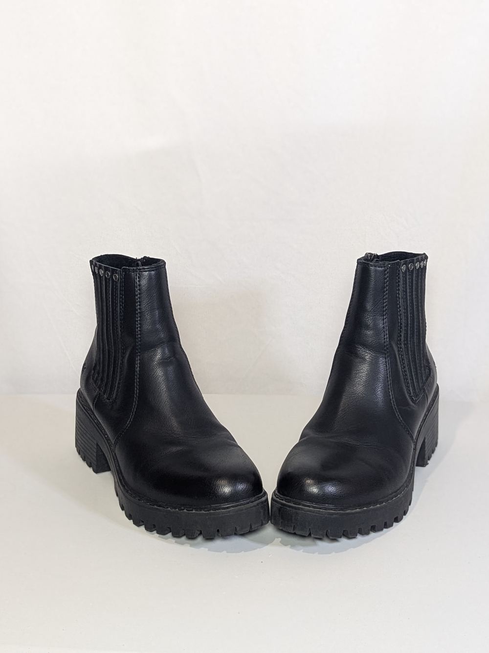 Blowfish Malibu Black Ankle Boots Studded Lug Sole Combat Boots Size 8